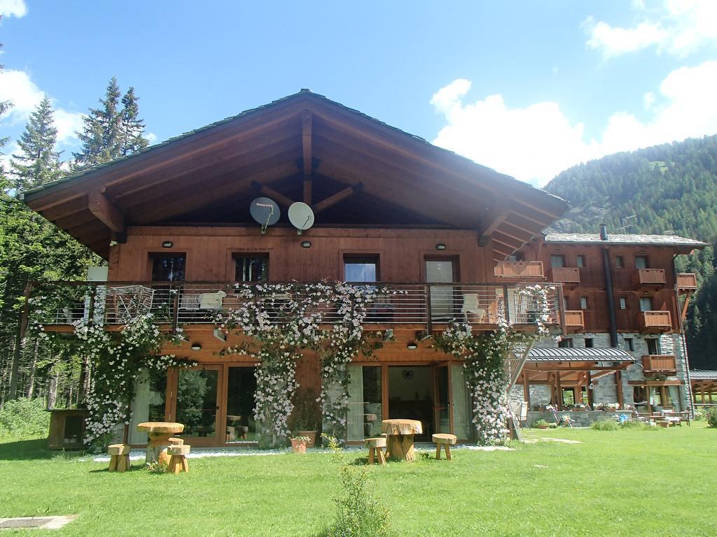 Le Rocher Hotel Чамполук Екстериор снимка