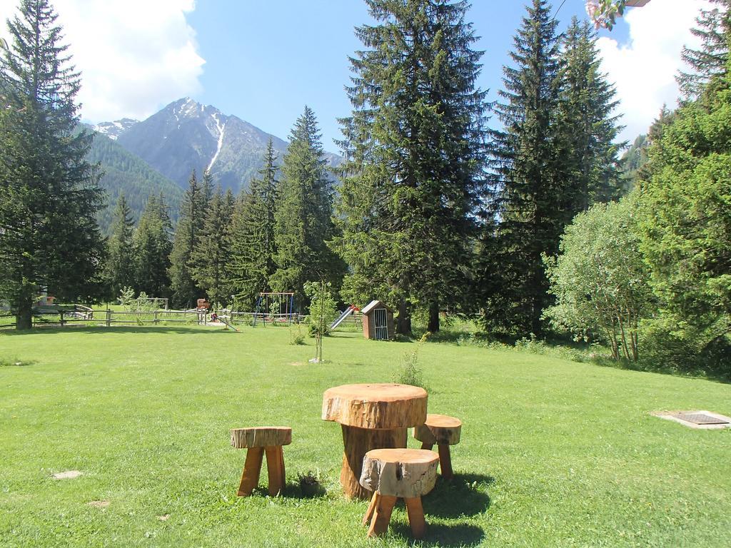 Le Rocher Hotel Чамполук Екстериор снимка