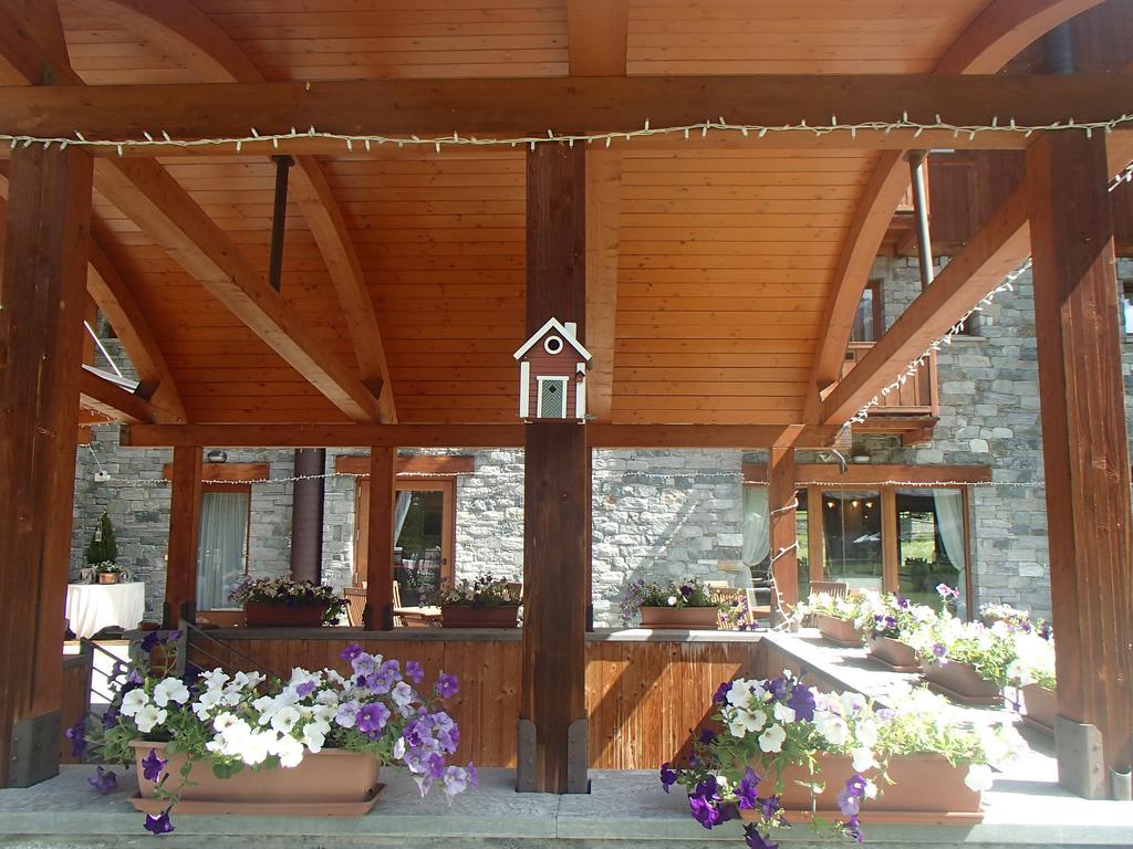 Le Rocher Hotel Чамполук Екстериор снимка