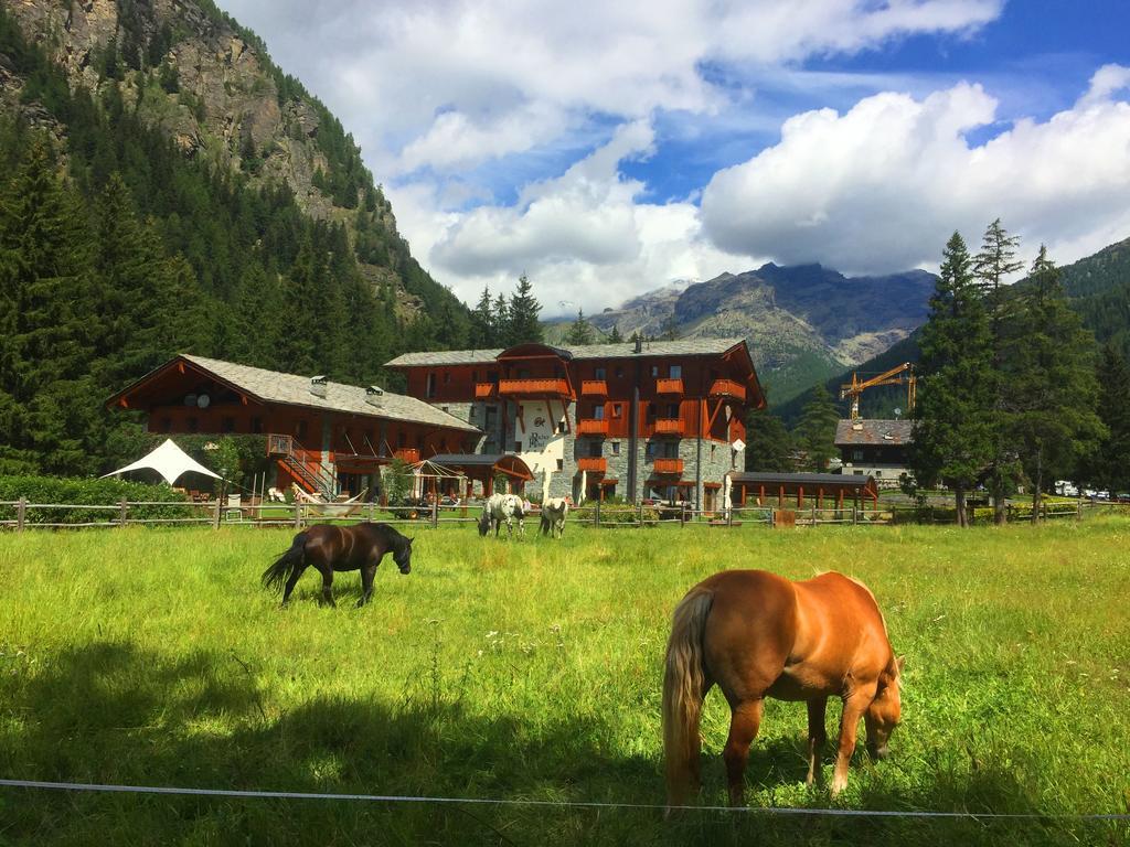 Le Rocher Hotel Чамполук Екстериор снимка