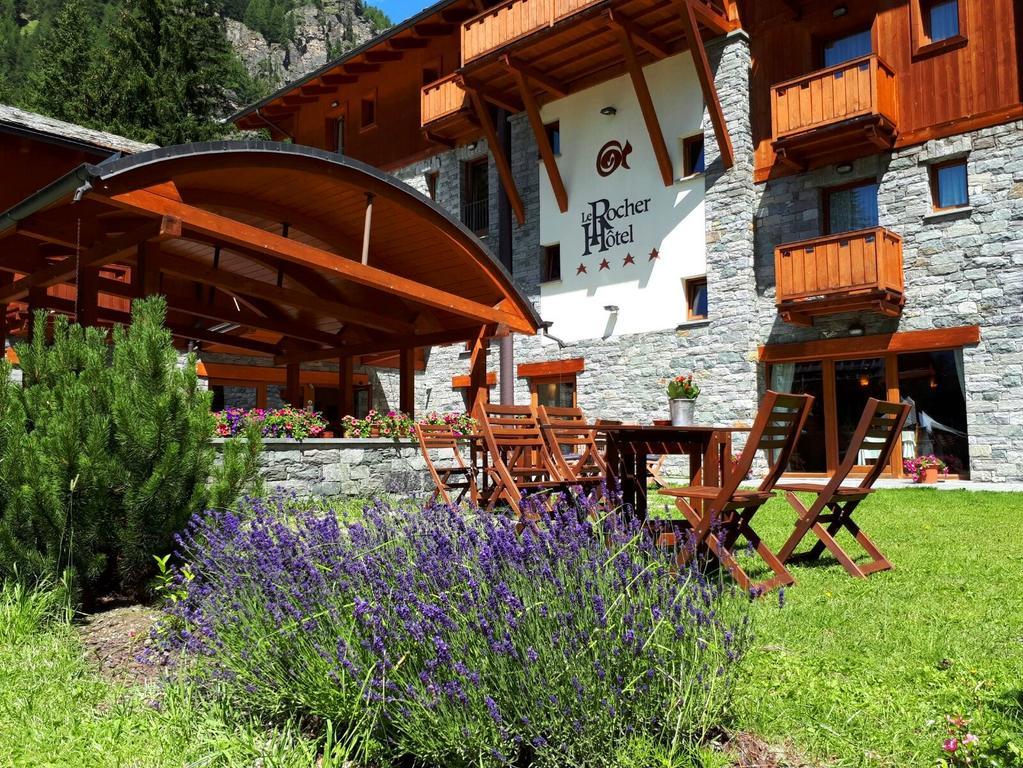 Le Rocher Hotel Чамполук Екстериор снимка