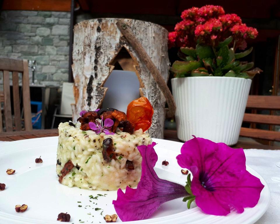 Le Rocher Hotel Чамполук Екстериор снимка