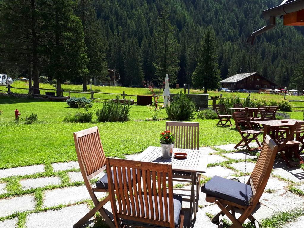 Le Rocher Hotel Чамполук Екстериор снимка