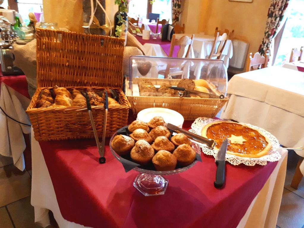 Le Rocher Hotel Чамполук Екстериор снимка